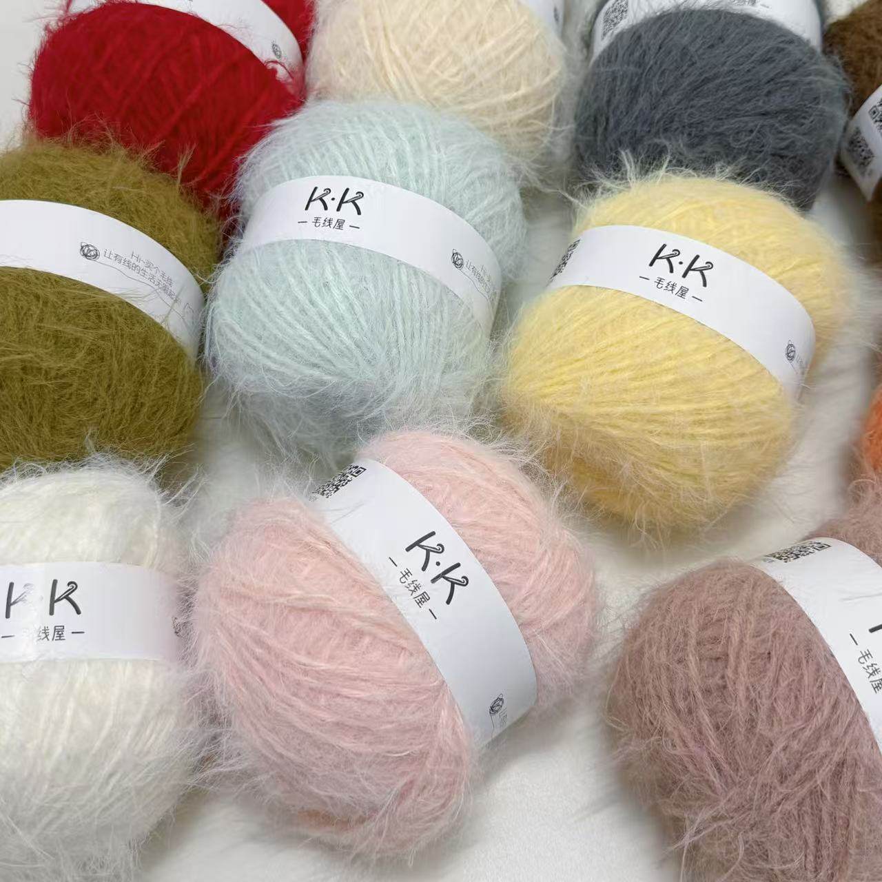 1 Large Bag, 2 Skeins of 200 G - Woven Scarf Blanket 评论和价格